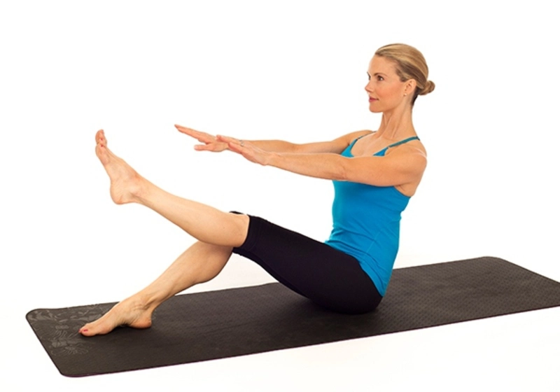 bai tap pilates one leg teaser cua blackpink